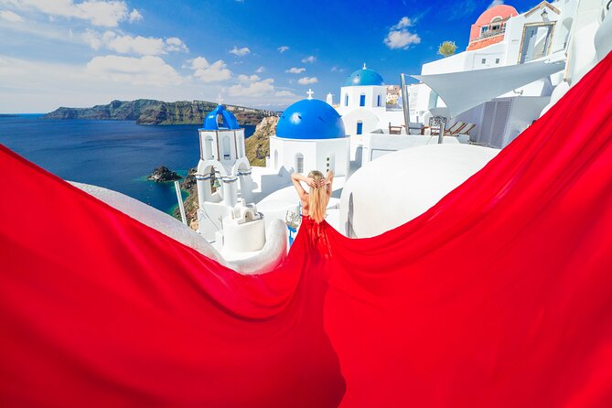 Santorini L.P. Photography Session - Key Highlights at a Glance