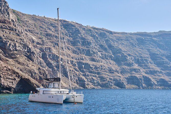 Santorini: Luxury Catamaran Cruise with Fresh Fish BBQ & Drinks - Price and Inclusions: What Makes the $151.38 Value Work