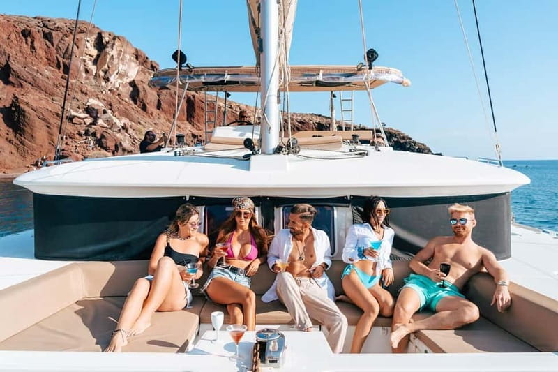 Santorini: Luxury Catamaran Cruise with Lunch, BBQ & Drinks - Key things I’d zero in on