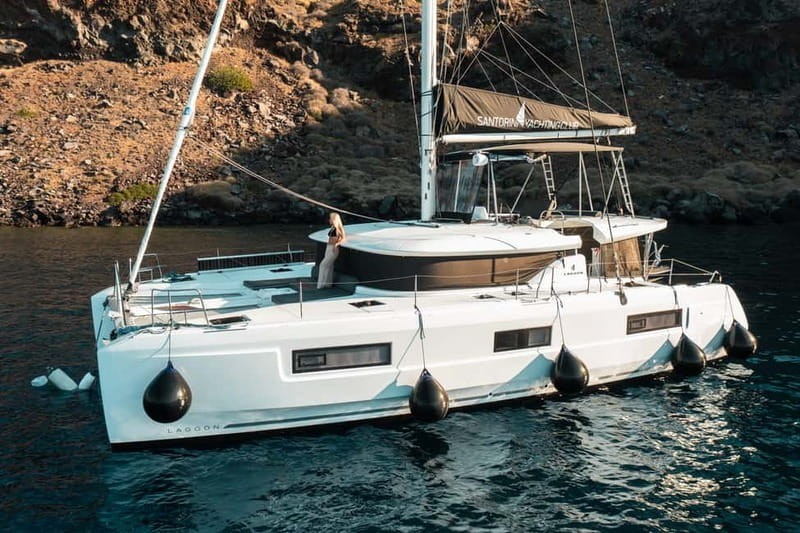 Santorini: Majestic Catamaran Cruise with Meal and Drinks - Price and Value for a 5-Hour Catamaran with Drinks