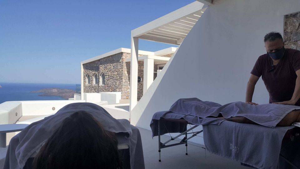 Santorini: Mobile Couples Massage at Your Private Villa - Why this Santorini couples massage feels different than a spa visit