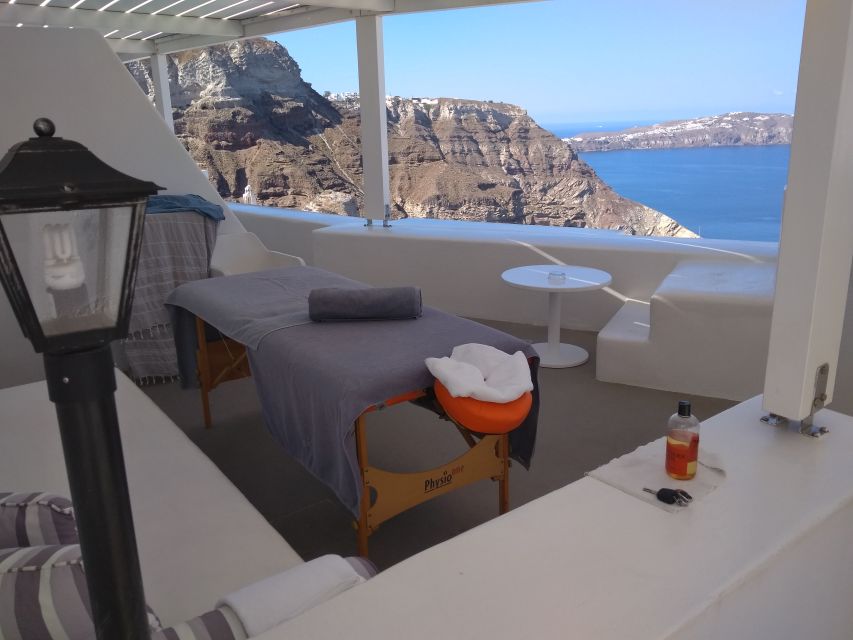 Santorini: Mobile Couples Massage at Your Private Villa - Who should book this, and who should skip it