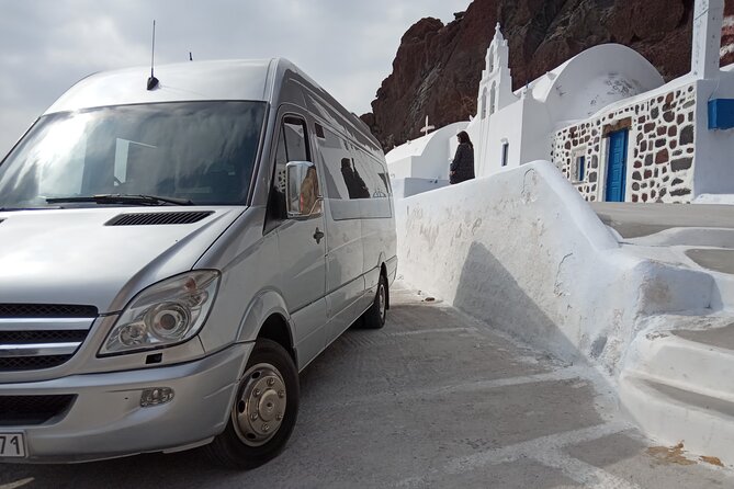 Santorini Must-See Highlights: Private Shore Tour - Stop 3: Megalochori’s traditional cave houses (and a calmer pace)