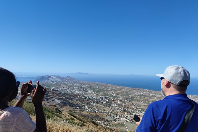 Santorini Must-See Highlights: Private Shore Tour - Stop 5: Perissa black sand for a break you can actually use