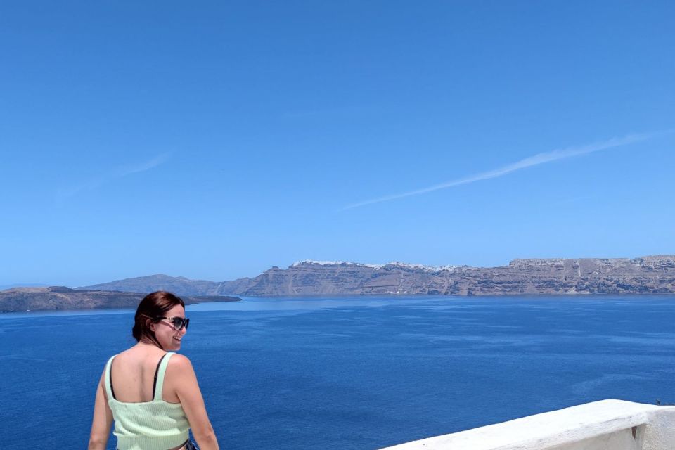Santorini: Must-See Highlights Private Sightseeing Tour - Starting in Thera: Quick Setup, Then Views Immediately
