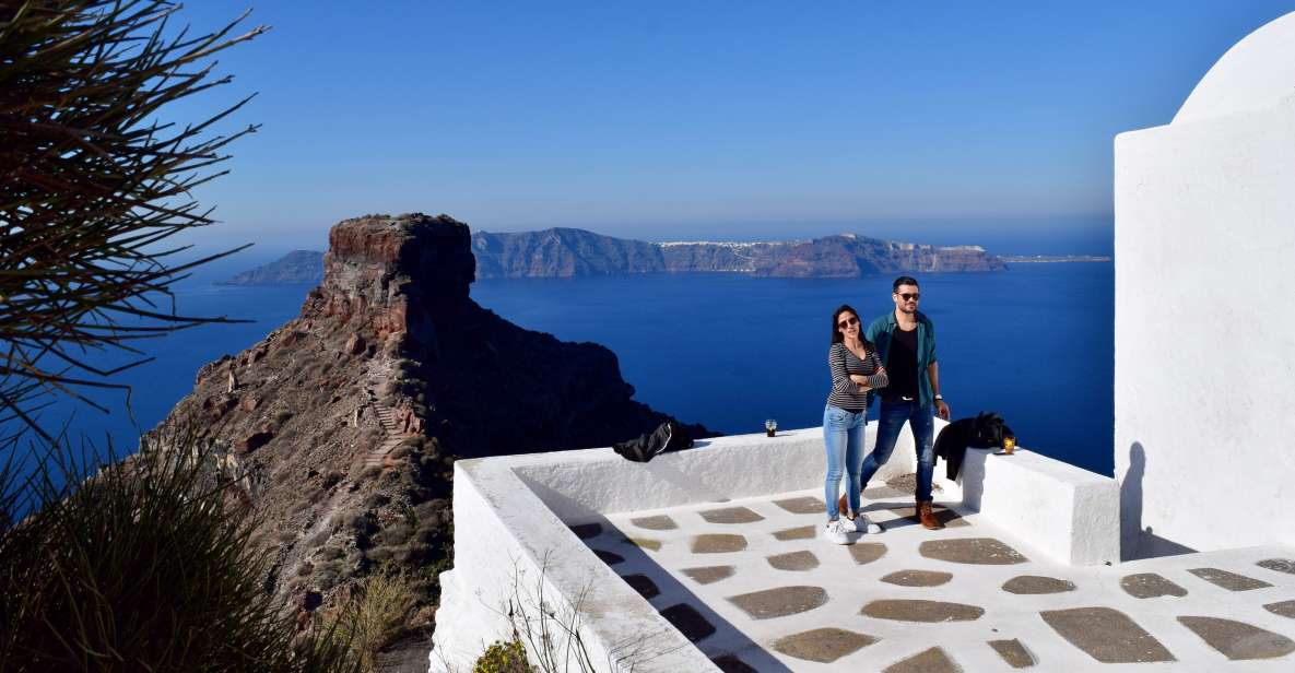 Santorini On a private tour with the experts - Blue Domes and Three Bells: Classic Santorini Without the Chaos