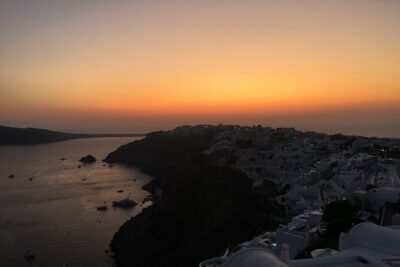 Santorini Panoramic Tour - Firostefani and Imerovigli: blue-domed views with a caldera balcony feel