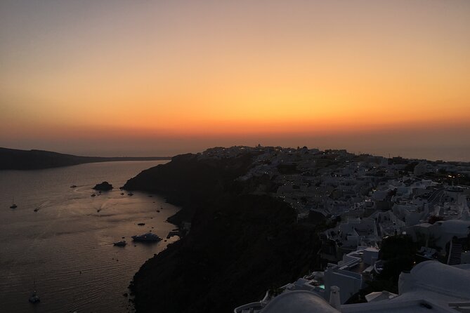 Santorini Panoramic Tour - Firostefani and Imerovigli: blue-domed views with a caldera balcony feel