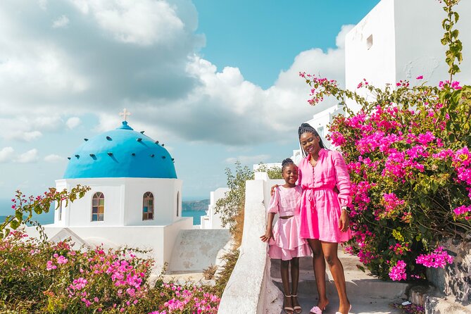 Santorini Photoshoot Oia - How the one-hour session actually feels in practice