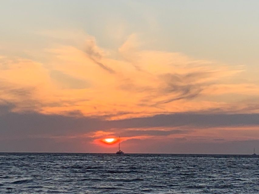 Santorini: Private 5-Hour Sunset Sailing Tour with Dinner - Price and value: private up to 4 for $1,178 per group