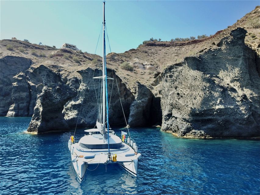 Santorini: Private All-In Catamaran Cruise, with Food|Drinks - Boarding at Vlychada Port: this is where the cruise mood starts
