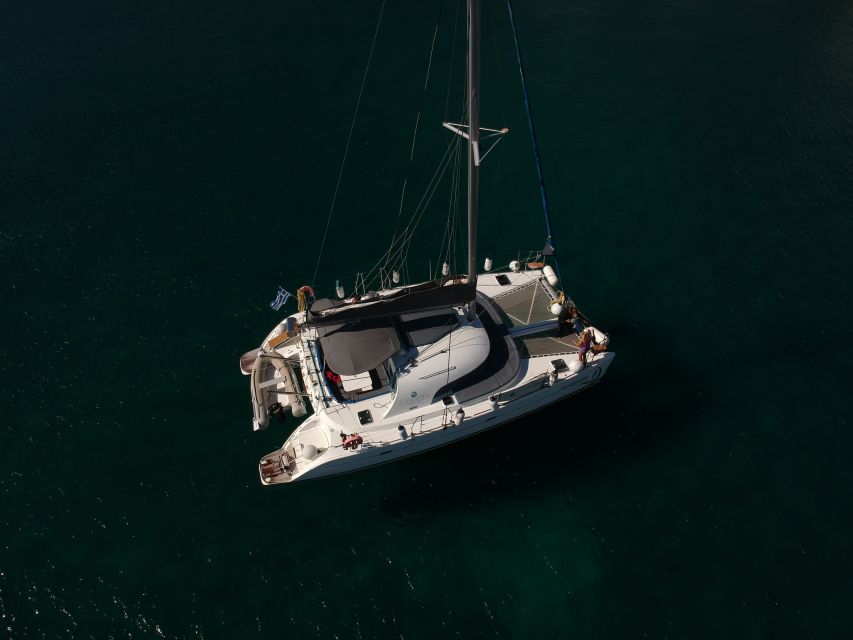 Santorini: Private All-In Catamaran Cruise, with Food|Drinks - The onboard meal and drinks: BBQ comfort, Santorini-style
