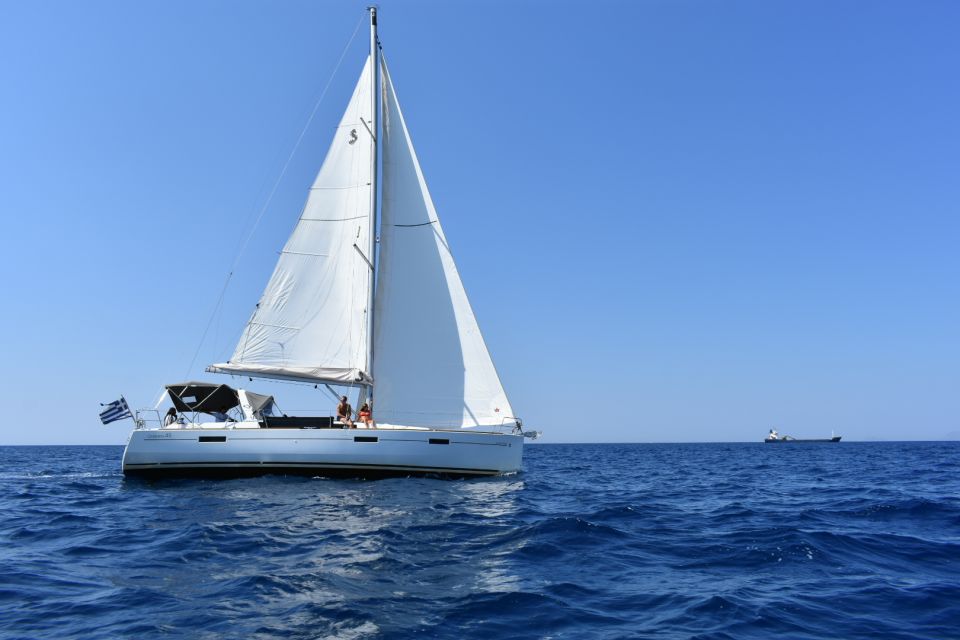 Santorini: Private Caldera Sailing Trip with Open Bar & Meal - Open bar and the crew that keeps things smooth
