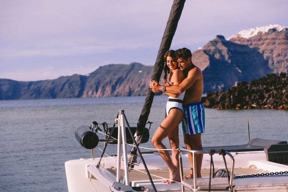 Santorini: Private Catamaran Tour with BBQ Meal and Drinks - Key highlights you should care about