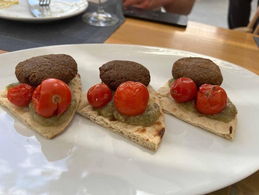 Santorini: Private Cooking Class and Wine Tasting Tour - Key things to know before you go