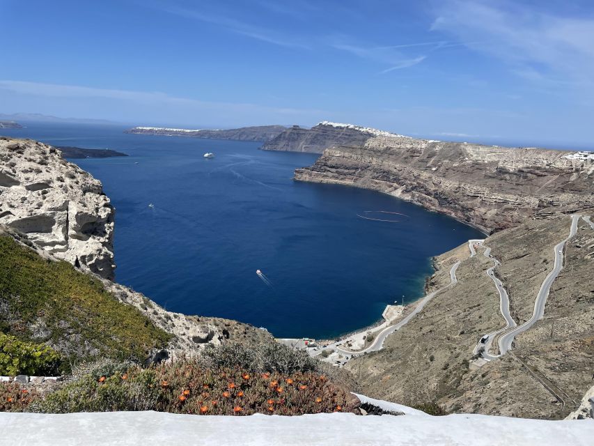 Santorini Private Daytime Wine Tour with Certified Sommelier - The scenic drive factor: views as part of the pacing