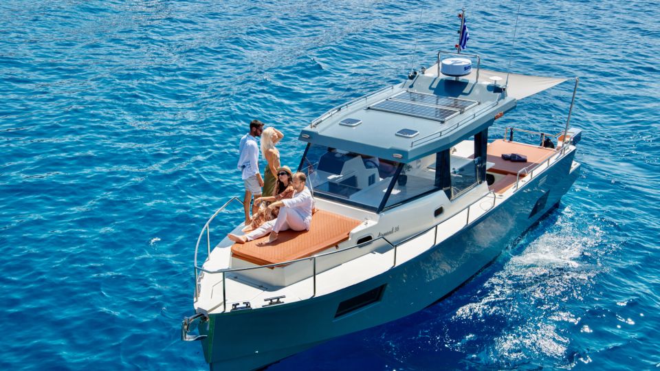 Santorini: Private Diamond 36 Motor Yacht Caldera Cruise - Key Things You’ll Notice on This Santorini Private Yacht Cruise