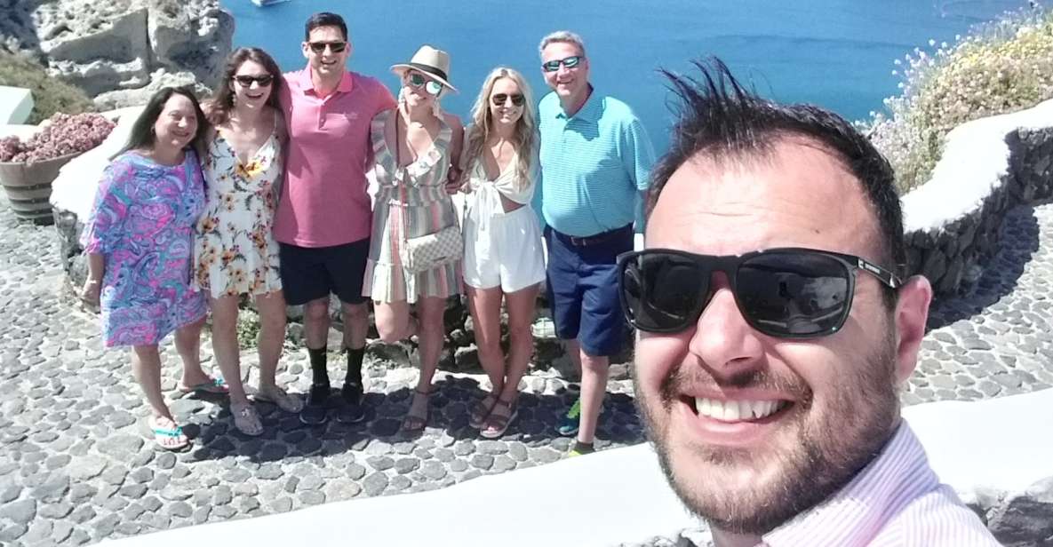 Santorini: Private Exclusive Tour with a Local Guide - Oia’s streets plus real-time photo help