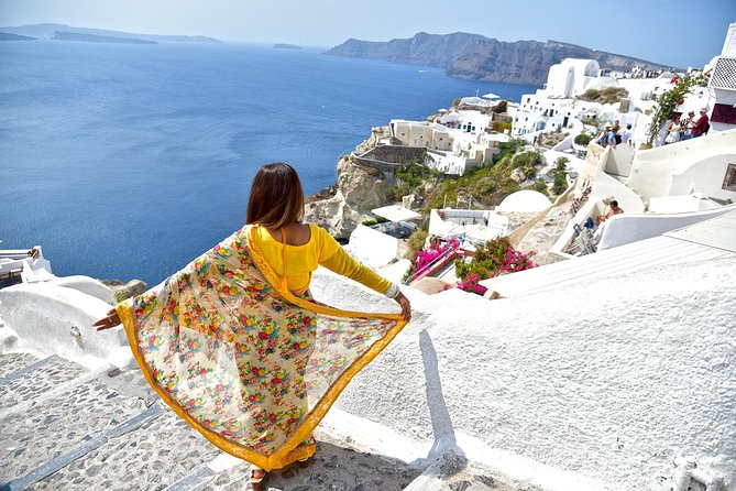 Santorini Private Full Day Tour 9 hours - Oia Village Streets: Where to Slow Down and Why