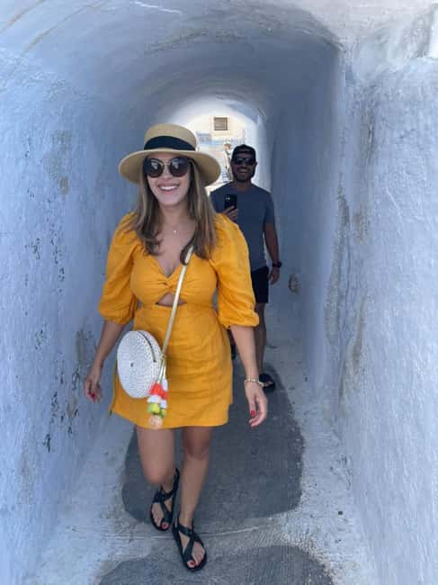 Santorini : Private Guided Highlights Tour - Key highlights that matter