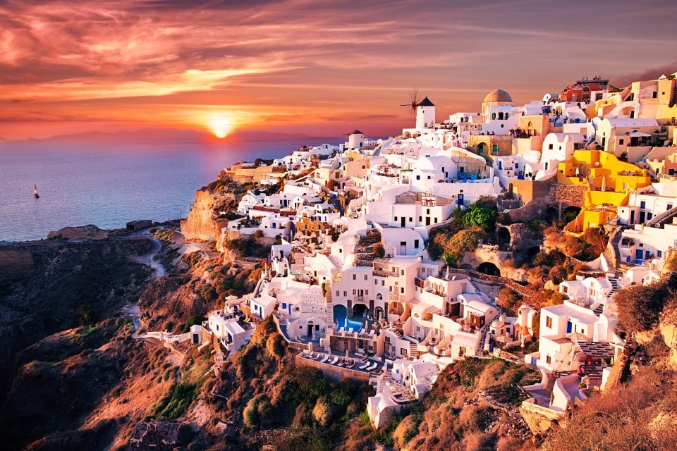 Santorini: Private Guided Tour with Sunset View - Sunset: one of the world’s showstoppers, timed into the route