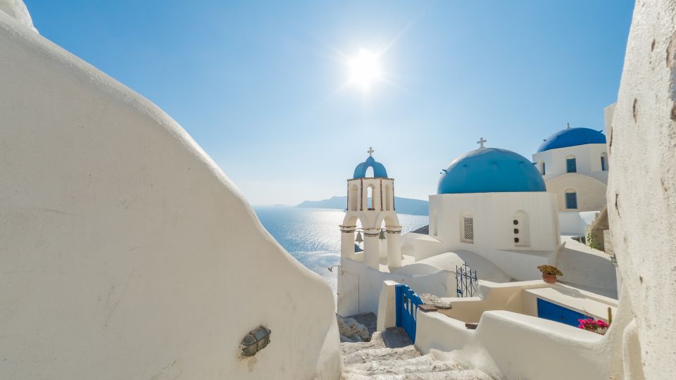 Santorini : Private Half Day - Best of & Wine Tasting Tour - Art Space Winery Museum: volcanic grapes and a guided tasting