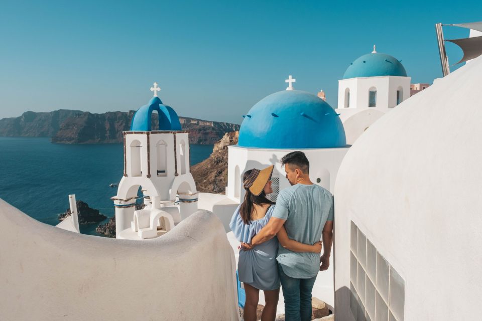 Santorini Private Photoshoot - Who This Santorini Shoot Is Best For (and Who Might Want to Think Twice)