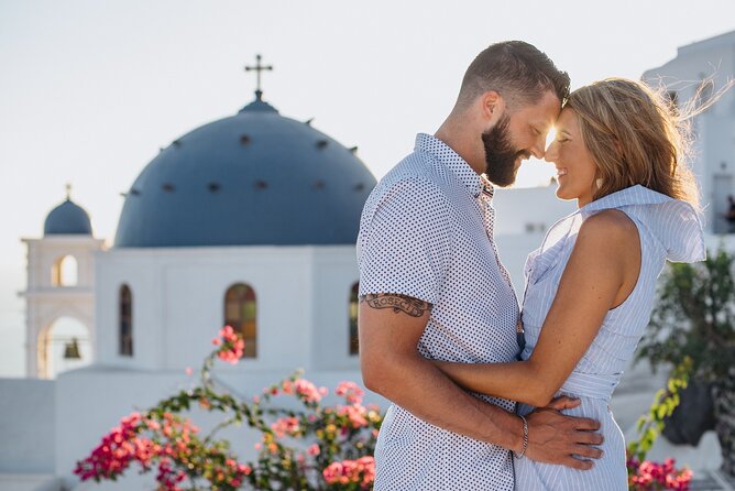 Santorini - Private Photoshoot with a Top Local Photographer - What Happens During the Hour Shoot (And How to Make It Easier)