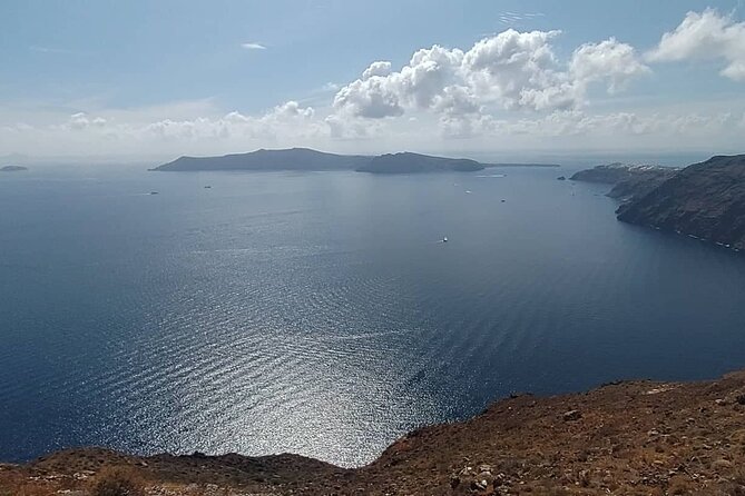 Santorini Private Picnic Sunset Tour - The Sunset Picnic Setup: Snacks, Wine, and a View-First Finale