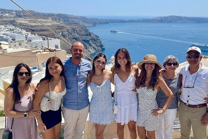 Santorini Private Roundtrip Transfer from/to Airport,Port & Hotel - The Meeting Point Details That Make Transfers Feel Easy