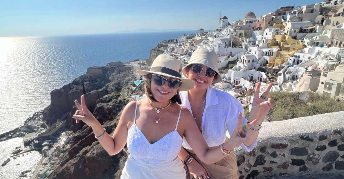 Santorini: Private Sightseeing Half-Day Tour - Oia: blue domes, cave houses, and real sunset time