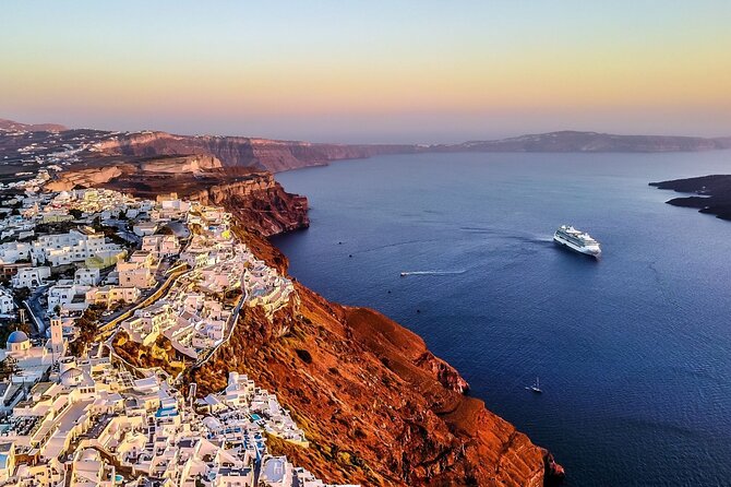 Santorini Private Tour 5hours Wine and local product tasting - A 5-hour Santorini road loop built for views and wine