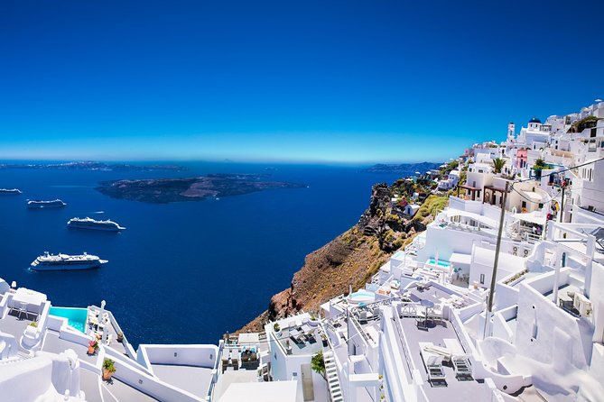 Santorini Private Tour 5hours Wine and local product tasting - Oia in 45 minutes: blue domes, alleys, and the caldera view