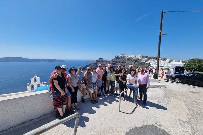 Santorini Private Tour in Spanish - Firostefani: the Blue Dome Church and the quickest wow moment