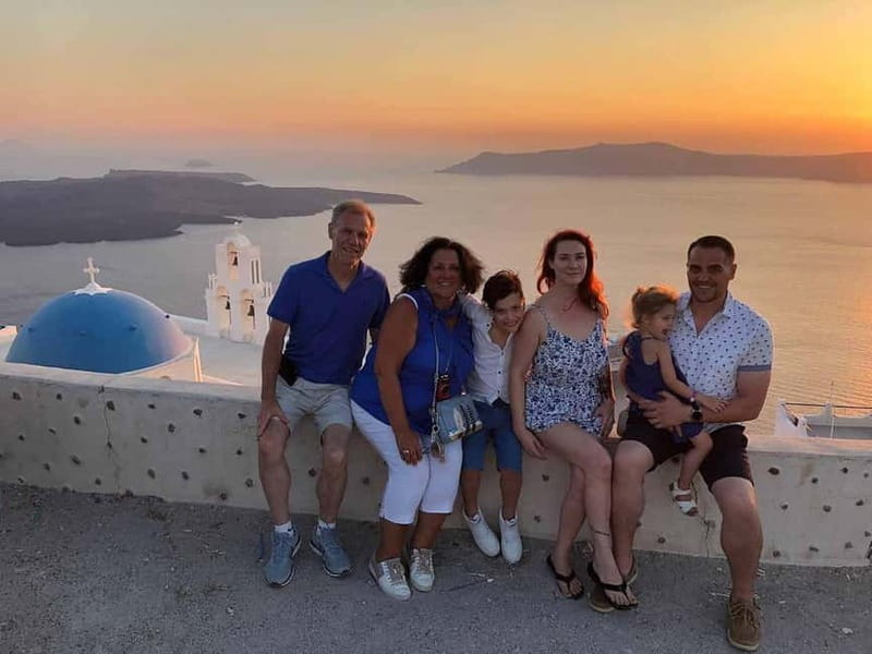 Santorini Private Tour: Must-See Highlights & Hidden-Gems - What the best guides do for your schedule