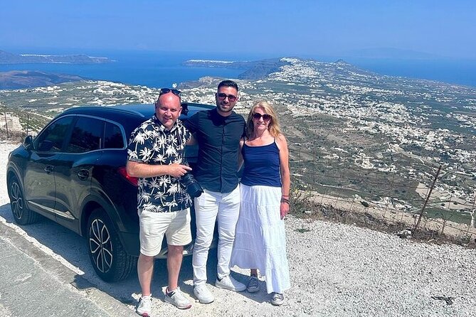 Santorini Private Transfer From or To the Ferry Port - How to Get the Most Out of the Driver