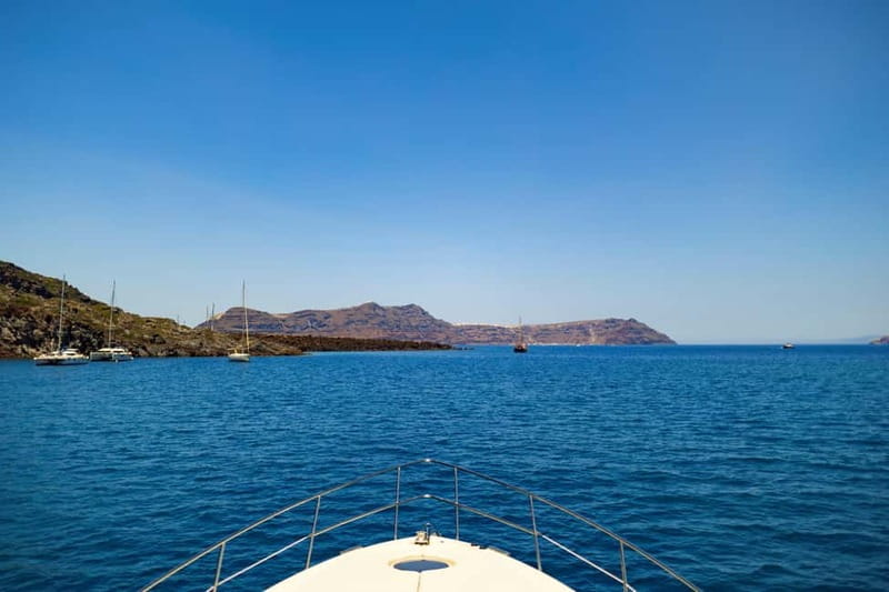 Santorini: Private Yacht Experience of Timeless Elegance - Entering the Santorini Caldera from an Azimut 42 Flybridge