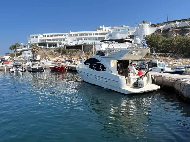 Santorini: Private Yacht Experience of Timeless Elegance - Snorkeling Time in the Santorini Caldera: Gear, Towels, and Real Water Time