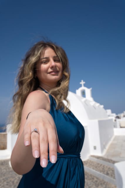 Santorini: Proposal Photoshoot l Private Entry to blue Dome - Photo results: how to get images you’ll actually want to keep