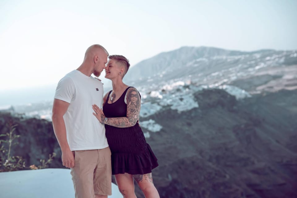 Santorini: Proposal Photoshoot l Private Entry to blue Dome - Practical tips so you don’t waste the shoot time