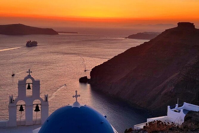 Santorini See Everything All Day Private Tour - Perissa (Black Sand Beach): a classic beach break