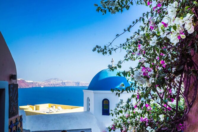 Santorini Shore Excursion & Private Customizable Tour - Oia in 90 minutes: blue domes, castle views, windmills