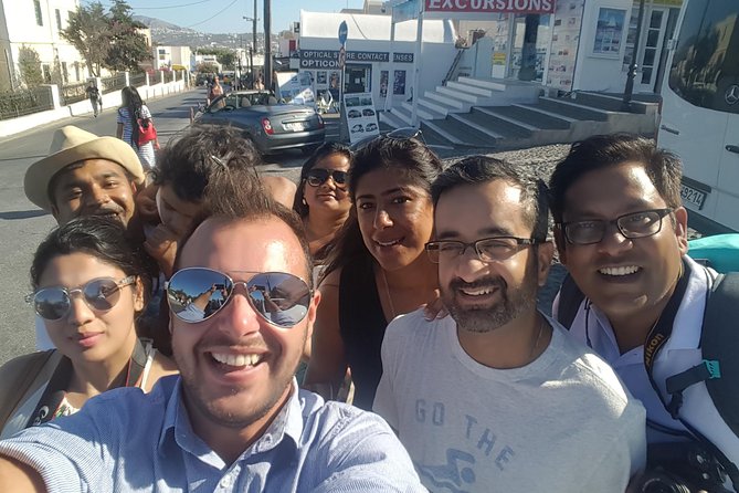 Santorini Sightseeing Private & Custom Made Tour - Oia Main Street and the Pyrgos viewpoint: art streets plus old-village character