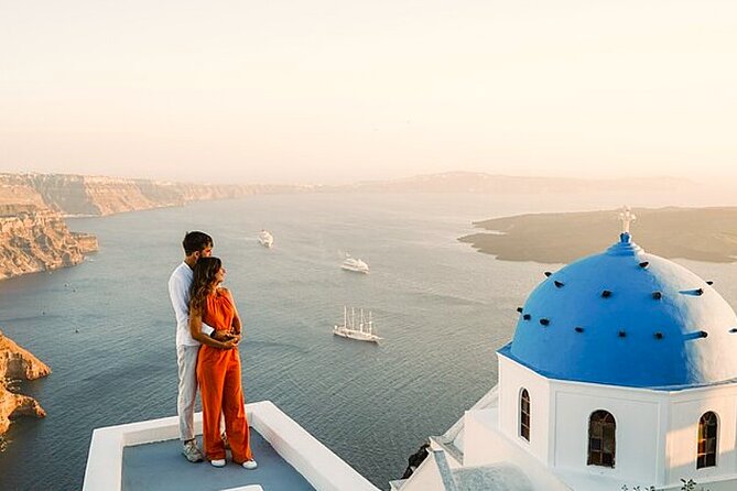 Santorini Tour Designed Especially for Cruise Passengers - Megalochori’s cobblestones: the calmer Santorini moment