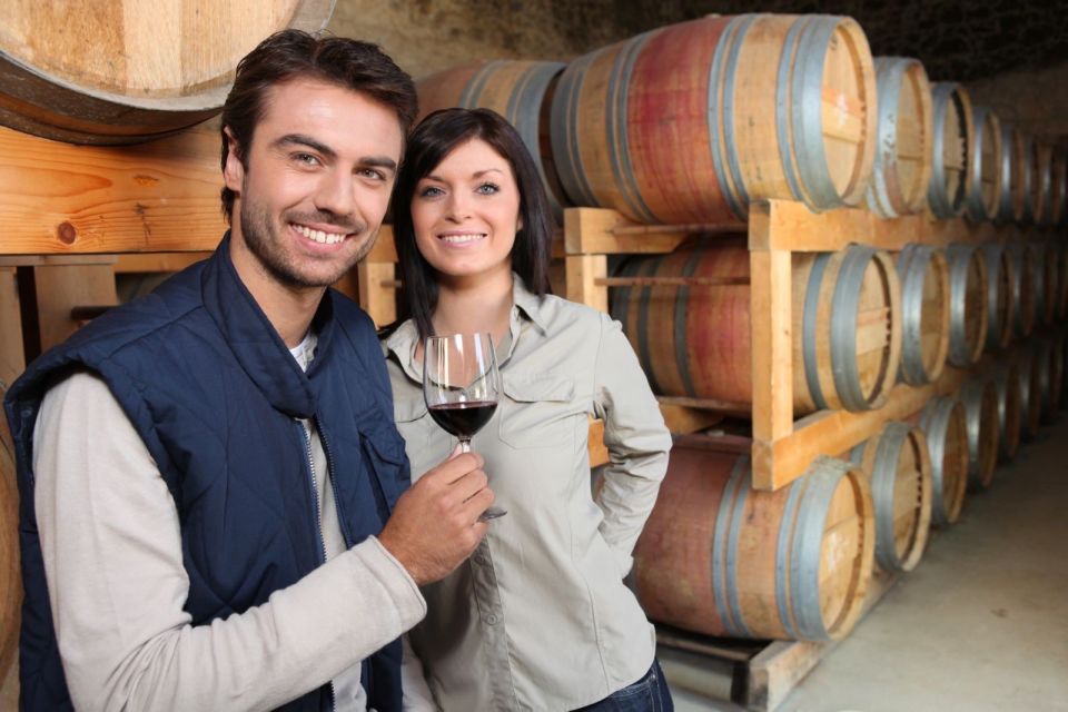 Santorini: Tour of Wineries with Wine Tasting & Food - Getting picked up and moving around without the hassle
