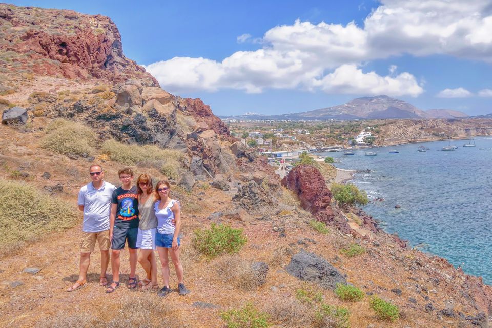 Santorini: Traditional Sightseeing Bus Tour with Oia Sunset - The appeal: a full-island day without car stress