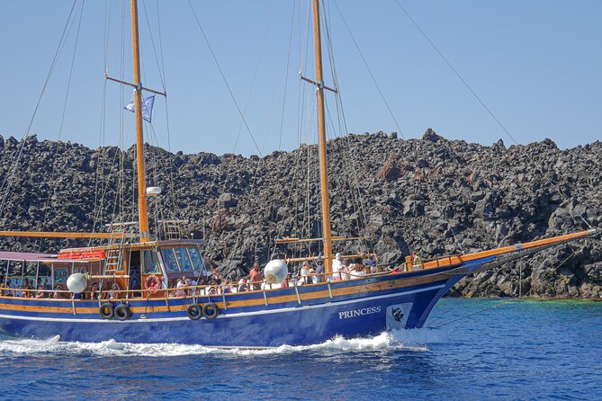 Santorini Volcano Cruise Including Hot Springs and Thirasia - Entering Santorini’s caldera: why this cruise works