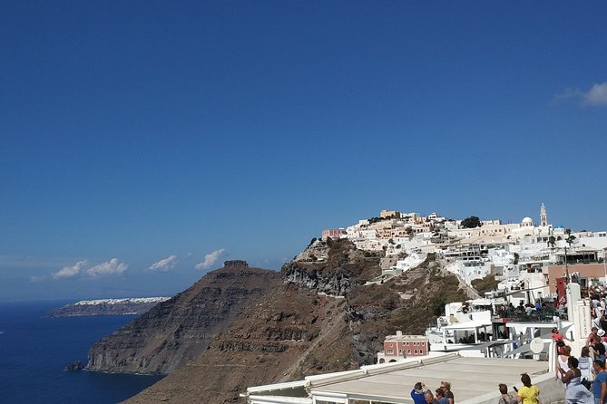 Santorini: Walking Tour of Fira - Orthodox landmarks: Ypapanti’s big white church and the caldera edge