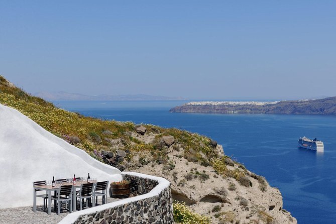 Santorini Wine Tasting and Sunset Getaway Small Group Tour - A Small-Group Santorini Wine Day With a Sunset Finish