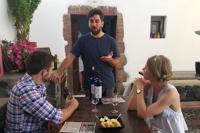 Santorini Wine Tasting & Food Pairing :Taste good life at Santorini - Guides That Make the Difference: Friendly, Professional, and Focused